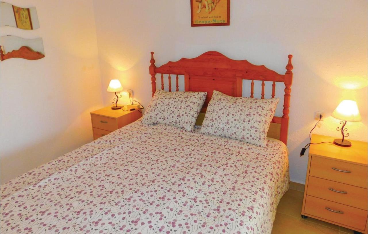 Cozy Apartment In Torrevieja-La Mata With Kitchen 外观 照片