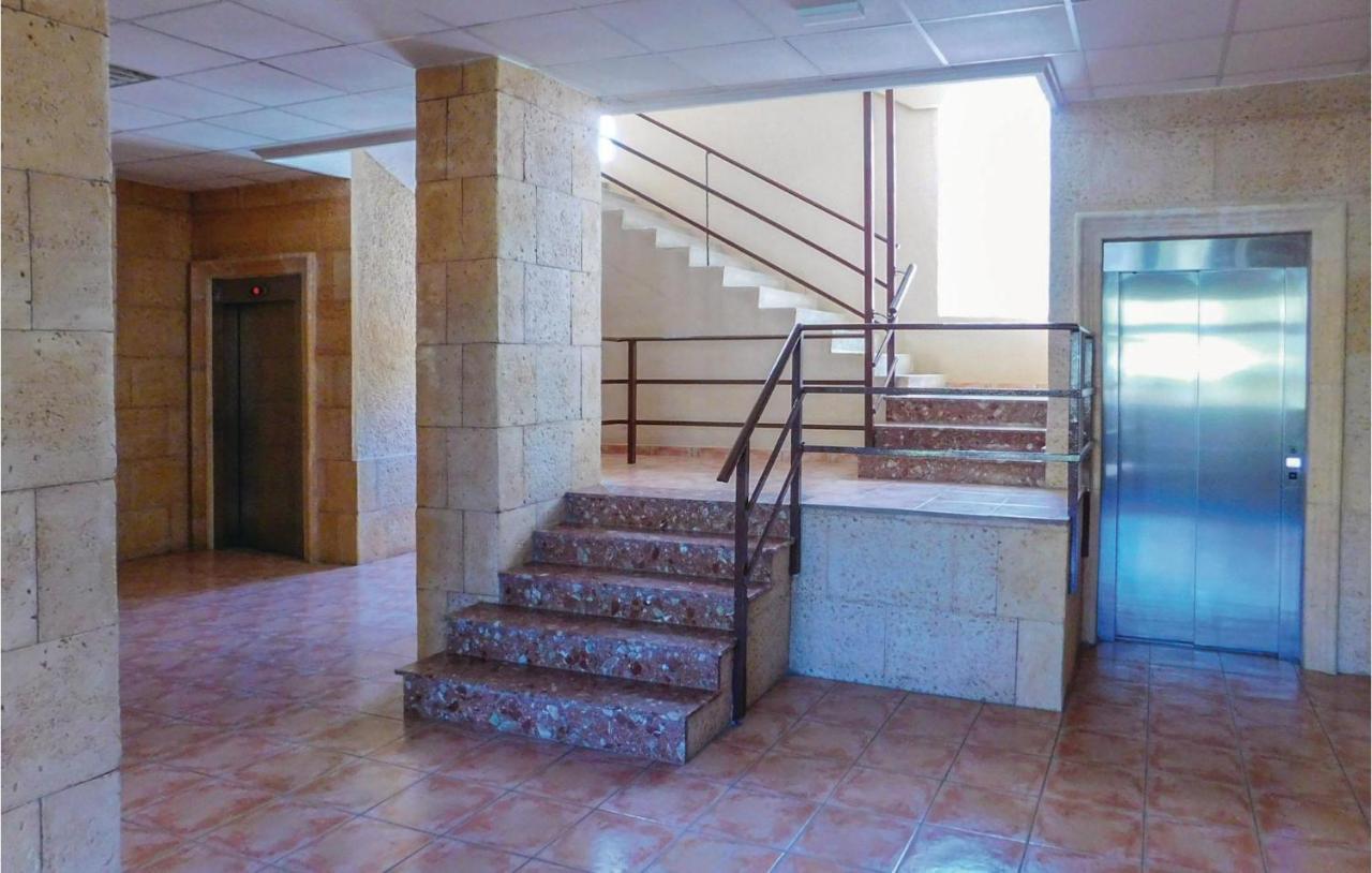 Cozy Apartment In Torrevieja-La Mata With Kitchen 外观 照片
